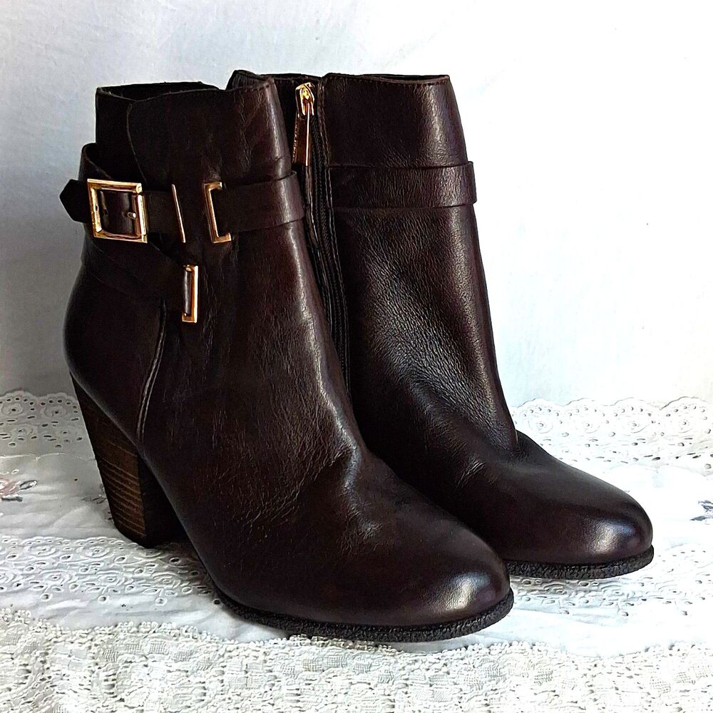 Vince Camuto Brown Leather Ankle Boots Block Heel Zip Buckle Women 9.5 Luxury